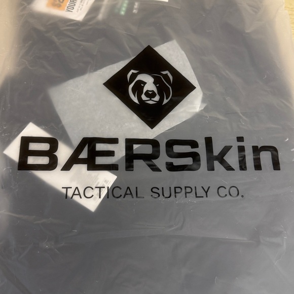 BAERSKIN WATERPROOF RAIN JACKET IN BLACK - XL - Picture 8 of 8